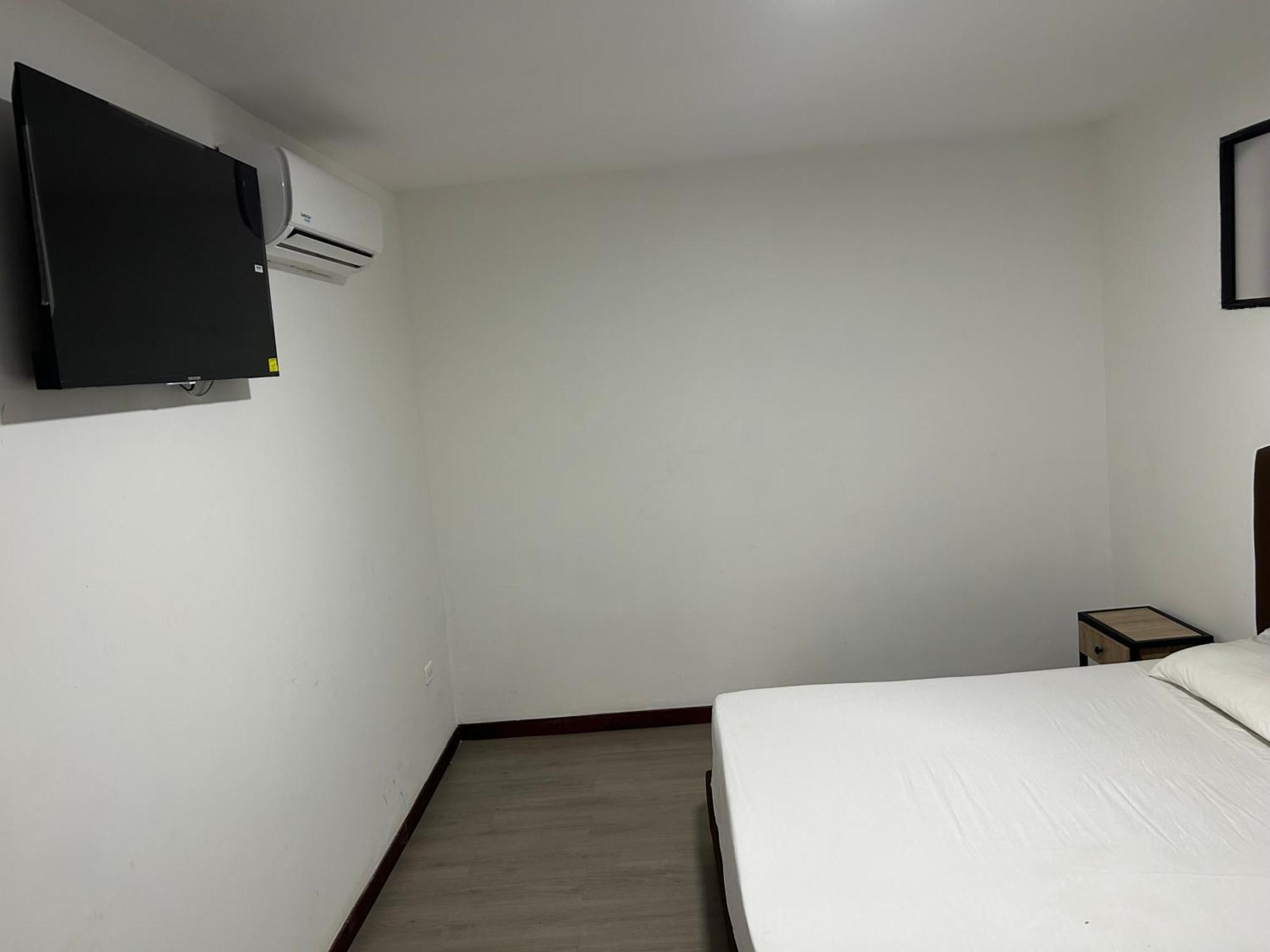 Hotel Gallery By 70 ميديلين المظهر الخارجي الصورة